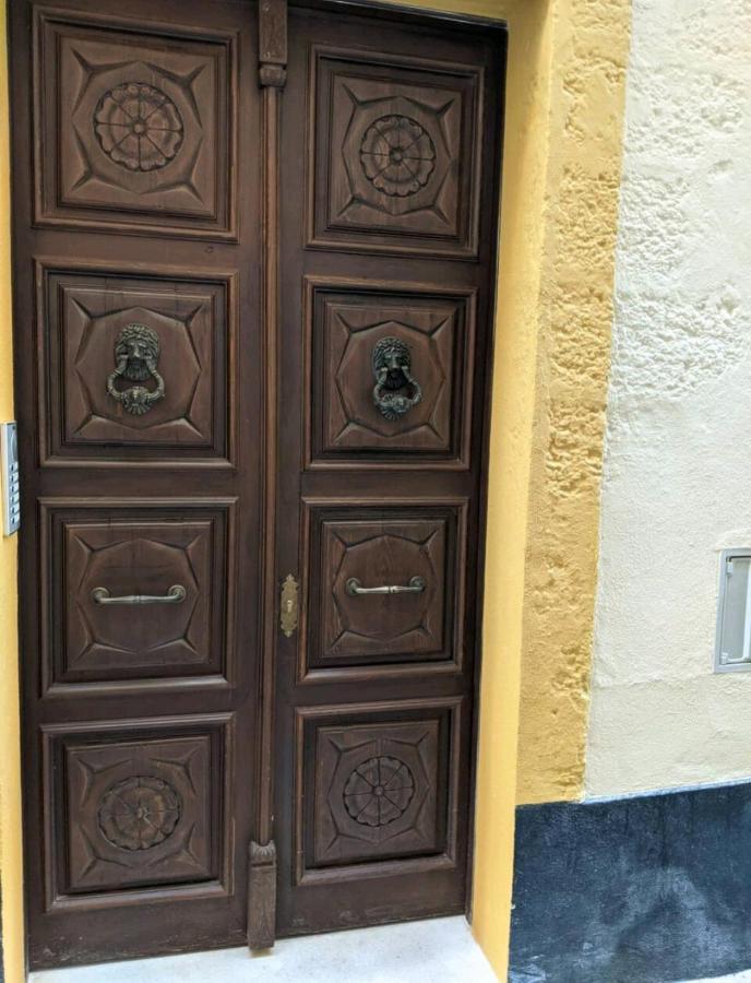 Lindo piso en el centro histórico de Cádiz Apartamento Exterior foto